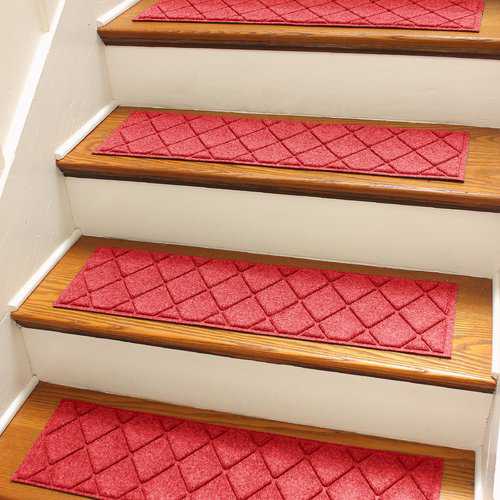 Bungalow Flooring Aqua Shield Red Argyle Stair Tread (Set of 4)